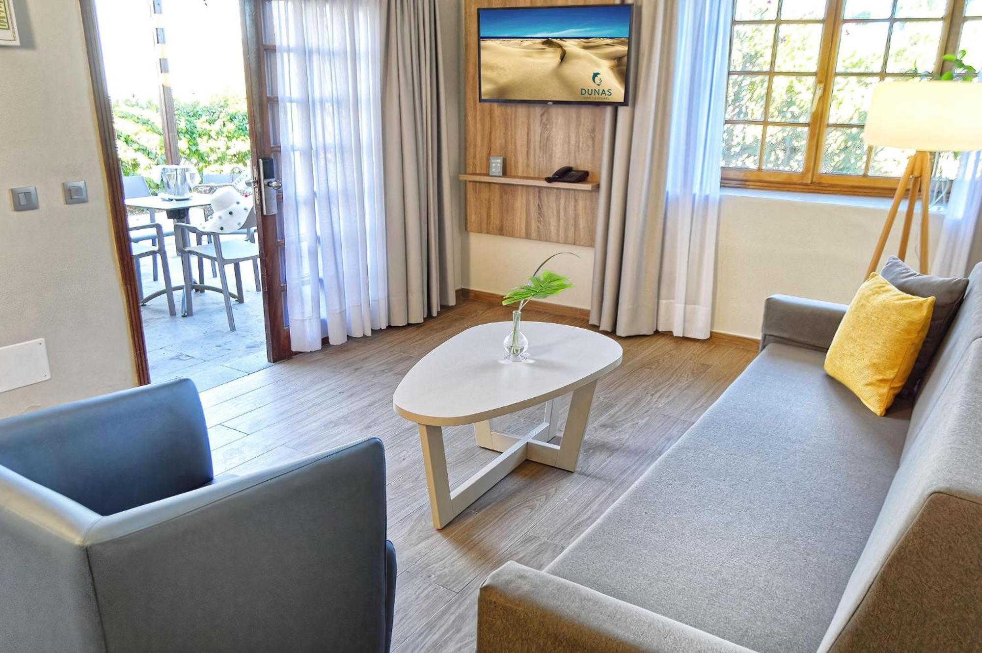 Suites & Villas By Dunas Maspalomas  Exterior photo