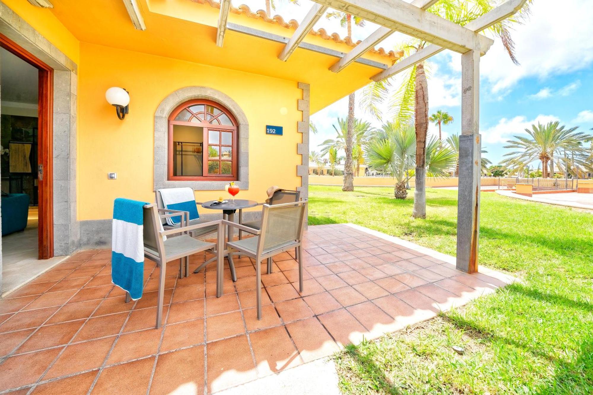 Suites & Villas By Dunas Maspalomas  Exterior photo