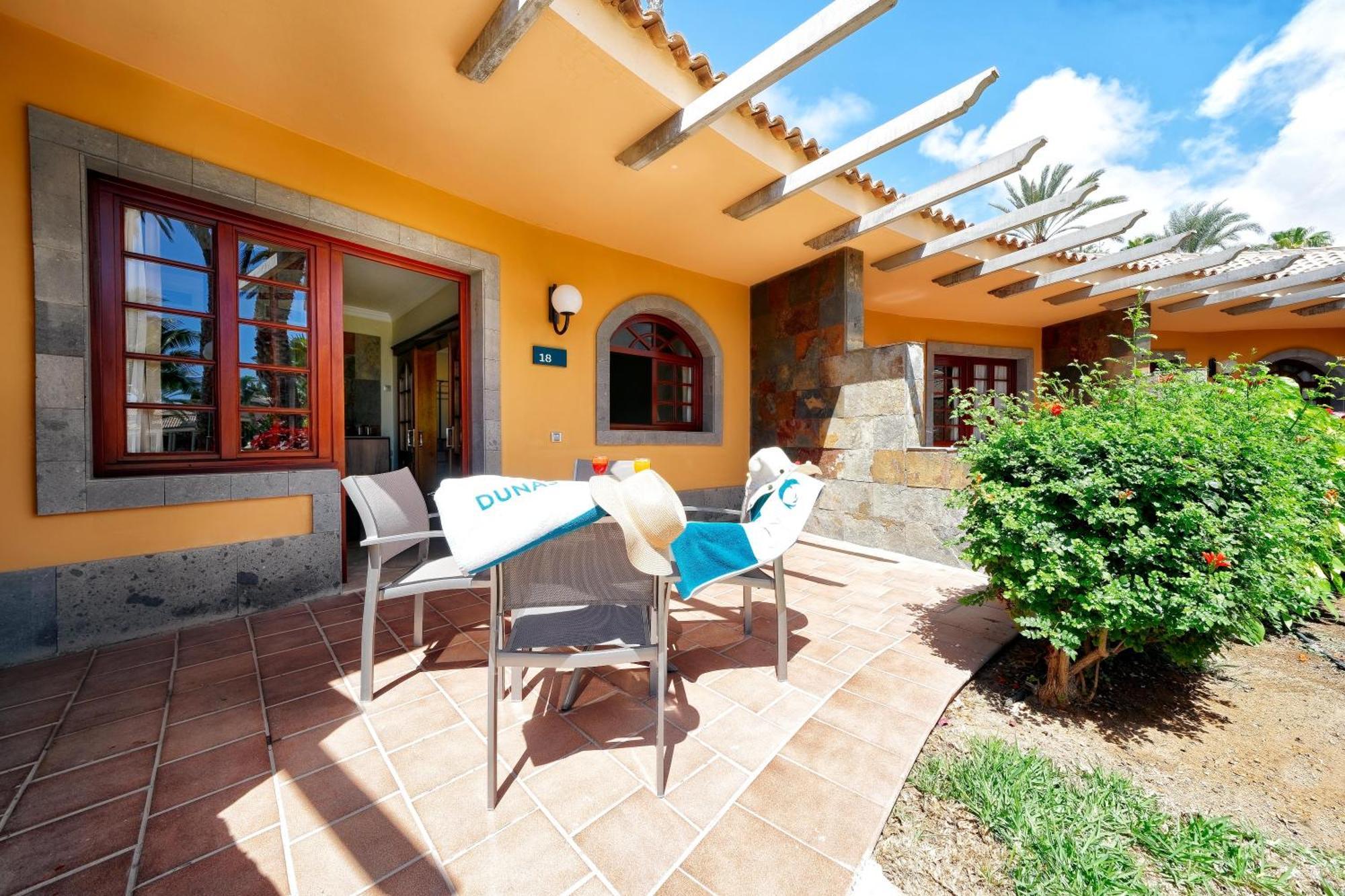 Suites & Villas By Dunas Maspalomas  Exterior photo